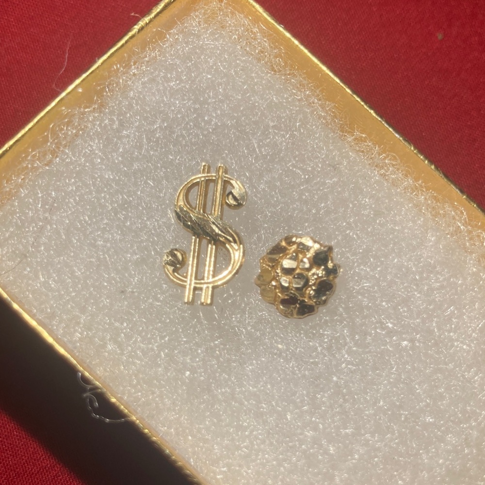 10k gold earrings